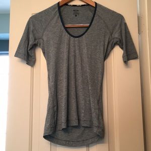 Nike 1/4 Sleeve Top